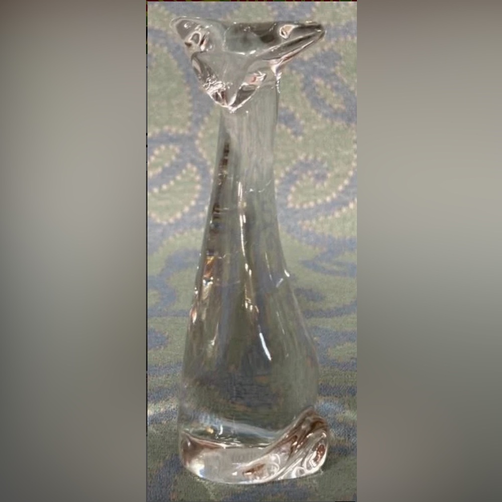 Baccarat crystal cat
